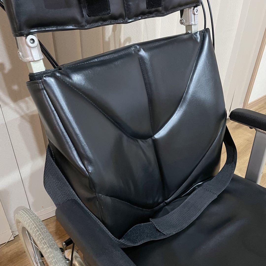 美品　カワムラサイクル リクライニング 介助用車椅子 ティルト KPF16-40