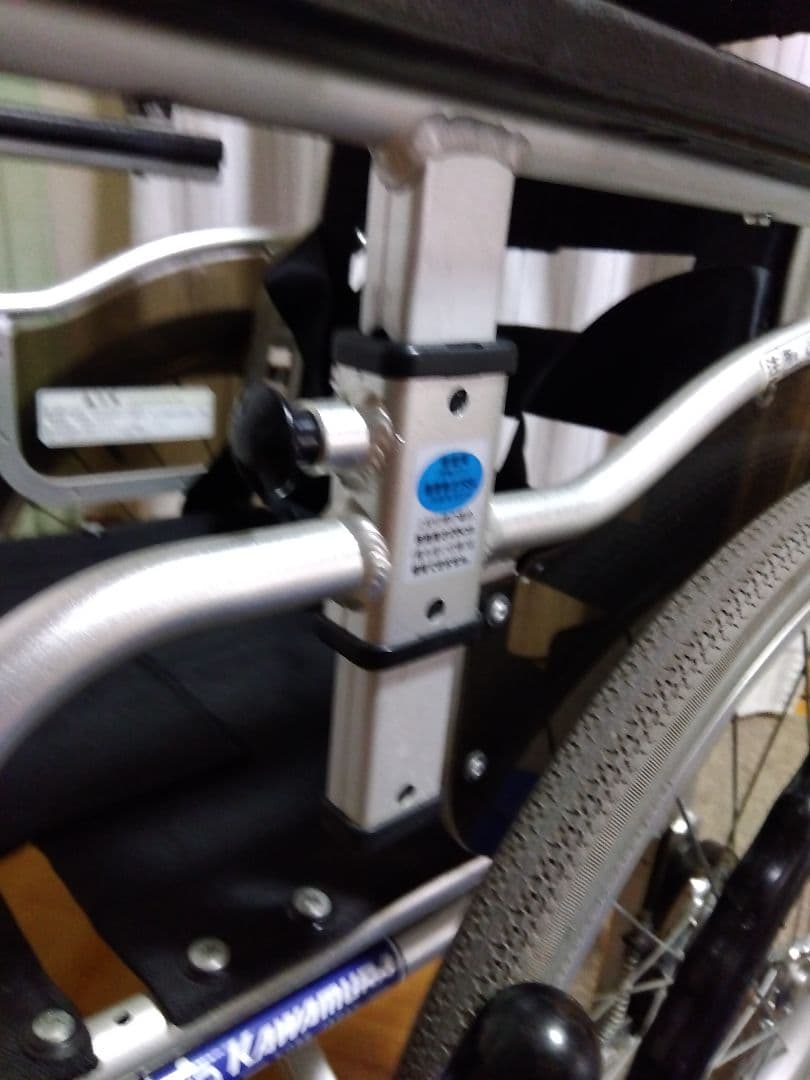 カワムラサイクル自走式車椅子KZ-20-40