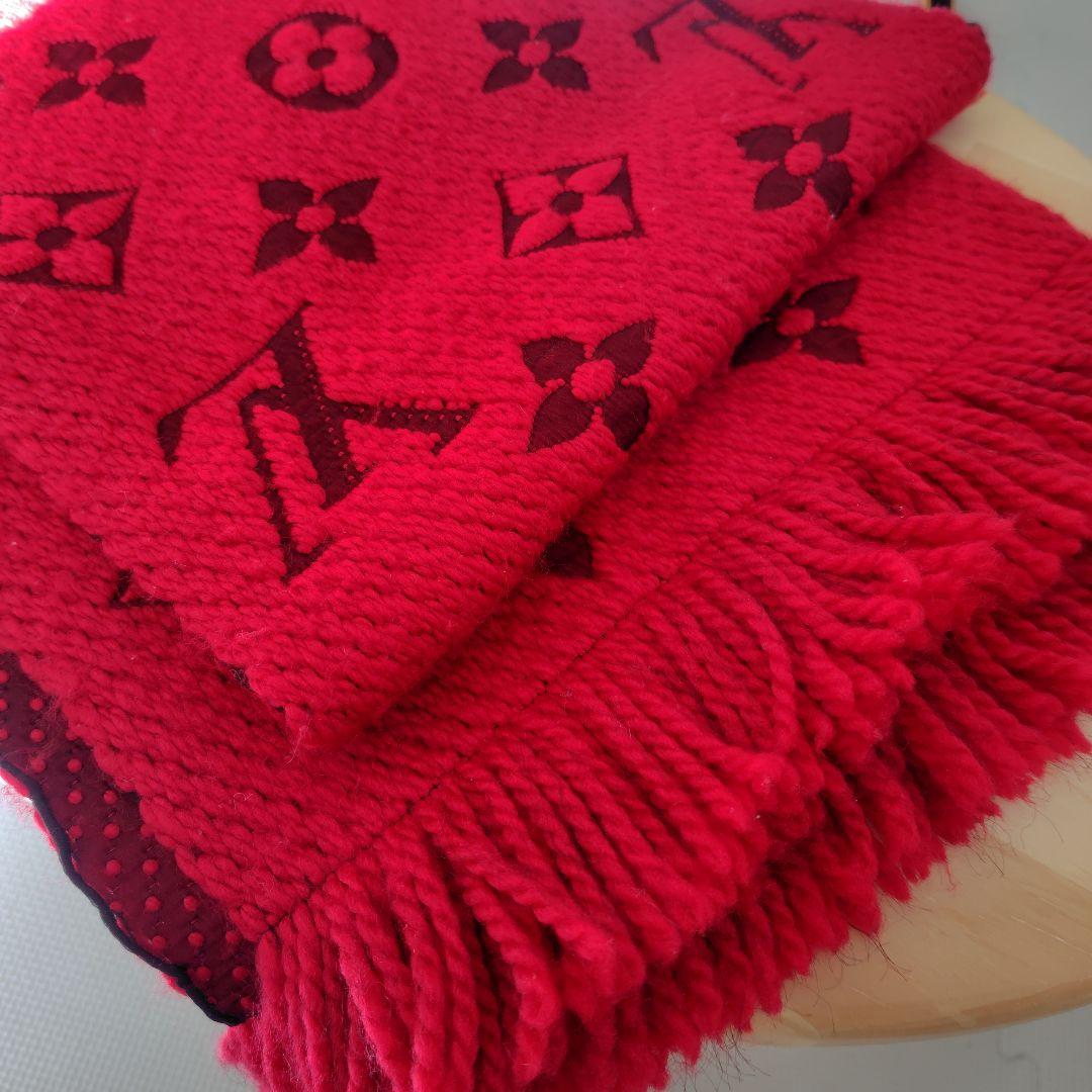 Louis Vuitton 赤 マフラー
