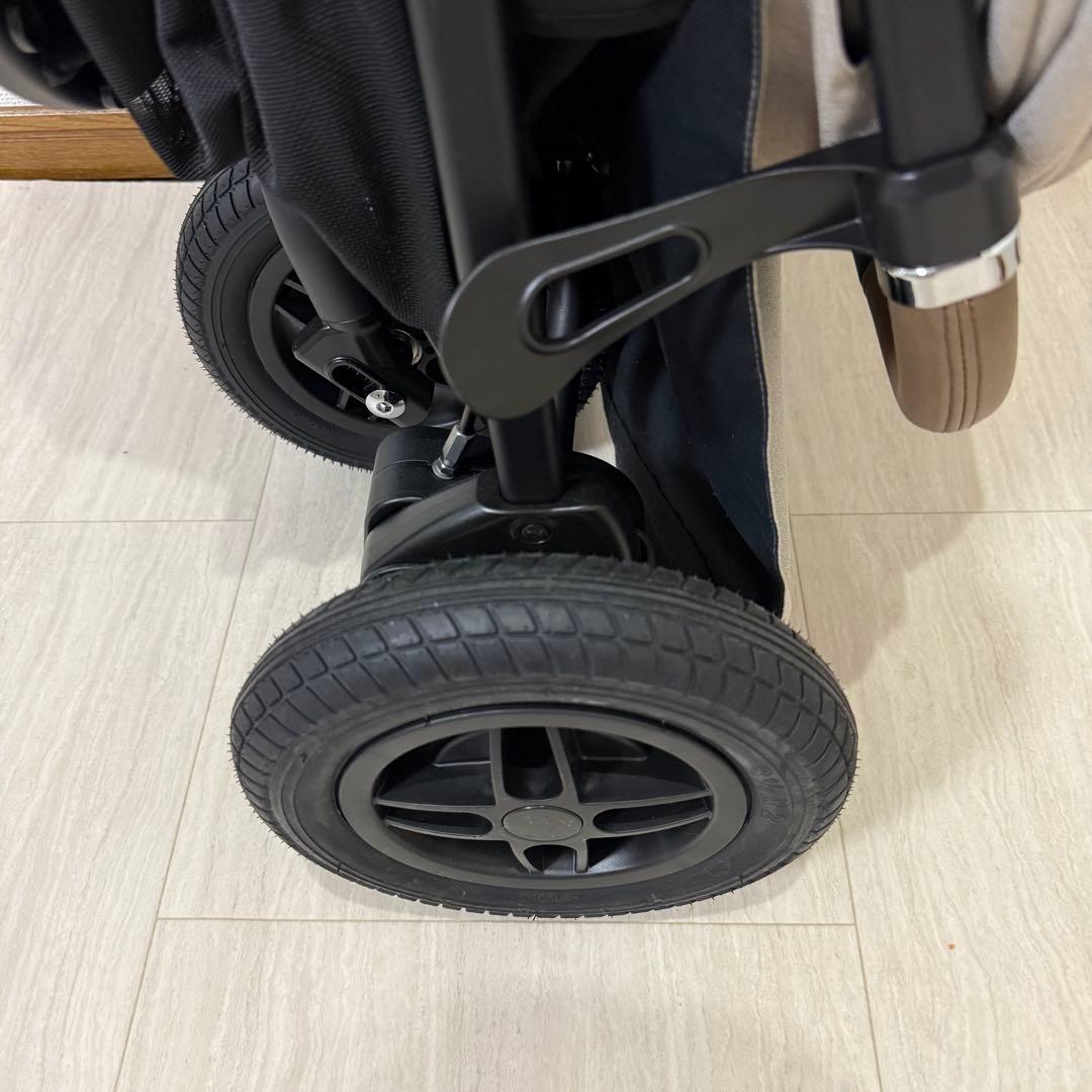 【極美品】Aprica 最新モデル スムーヴ プレシャスAB