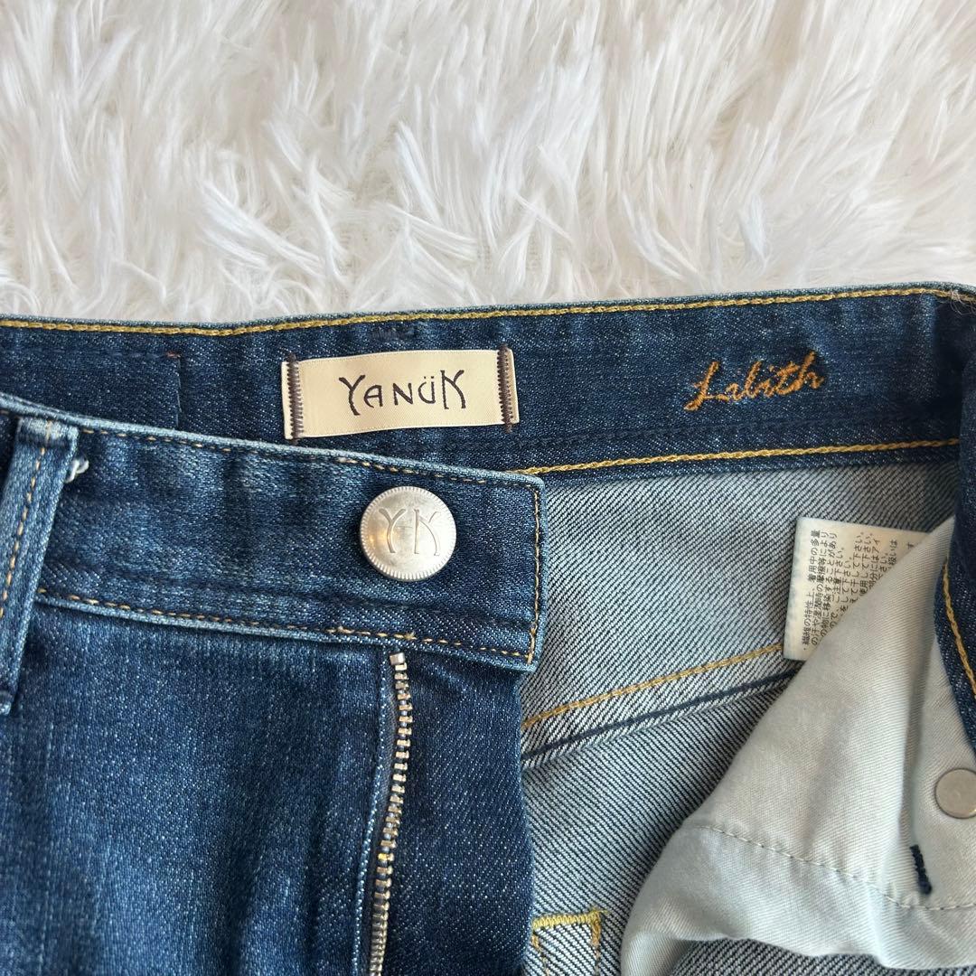 美品 ヤヌーク YANUK PREMIUM2リリス Lilith 22
