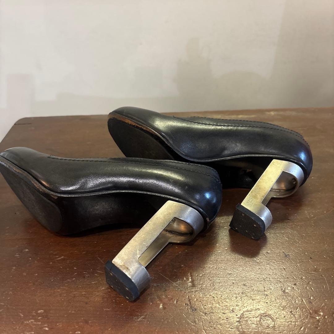 DIRK BIKKEMBERGS ブラックパンプス