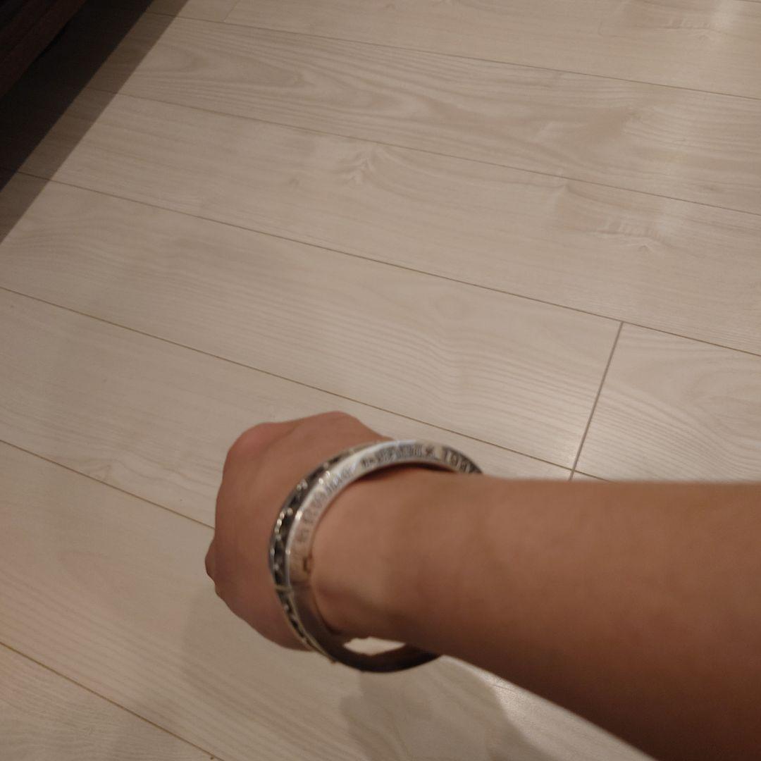 CHROME HEARTS ナロー V バンド CH プラス バングル