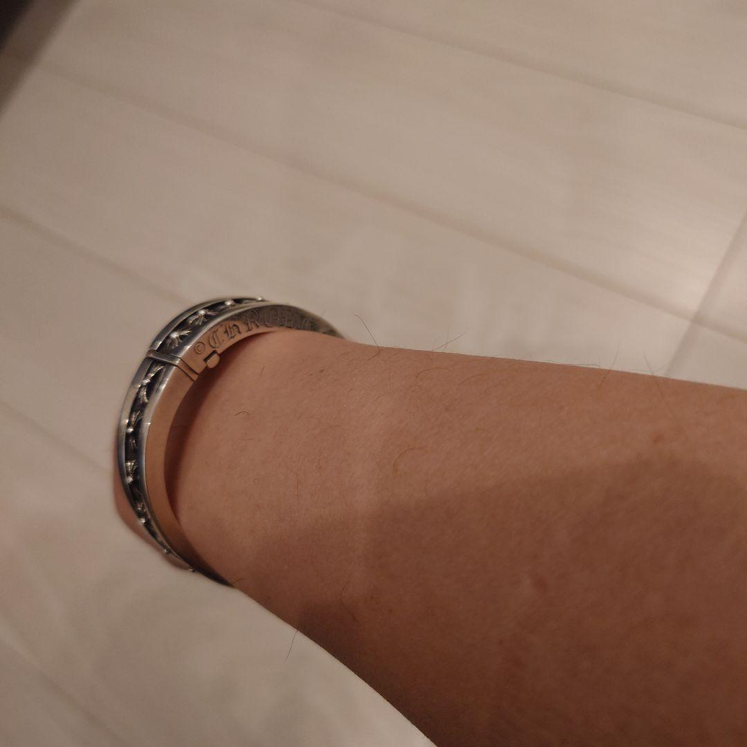 CHROME HEARTS ナロー V バンド CH プラス バングル