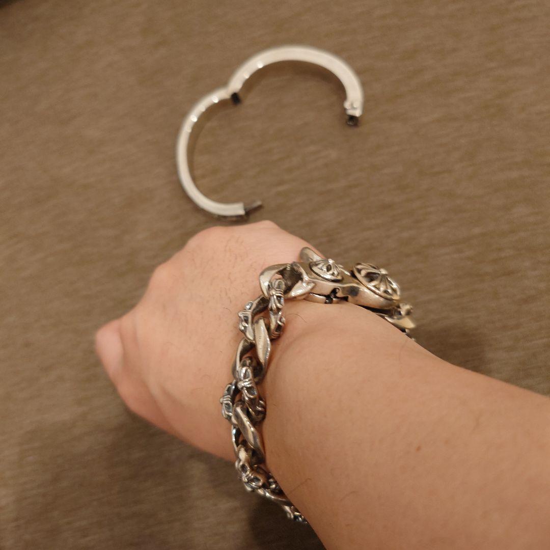 CHROME HEARTS ナロー V バンド CH プラス バングル