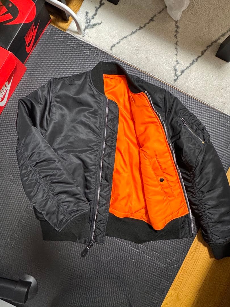ALPHA INDUSTRIES MA-1 ブラック フライトジャケット
