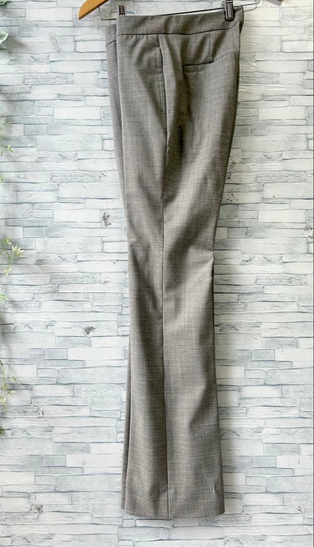 極美品⭐️theory、スーツ上下、グレー色、春夏向き、少し大きめのサイズ0