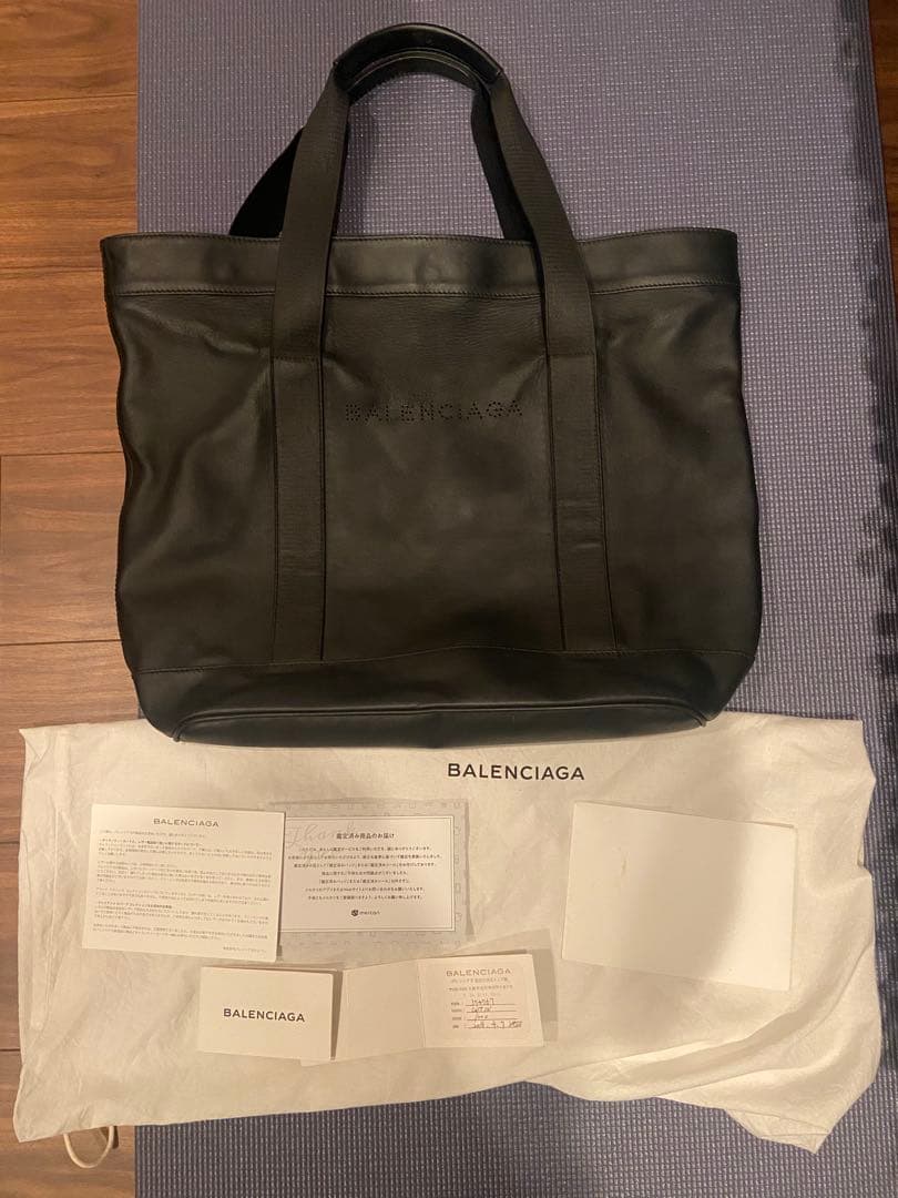 BALENCIAGA ブラック レザー トートバッグ