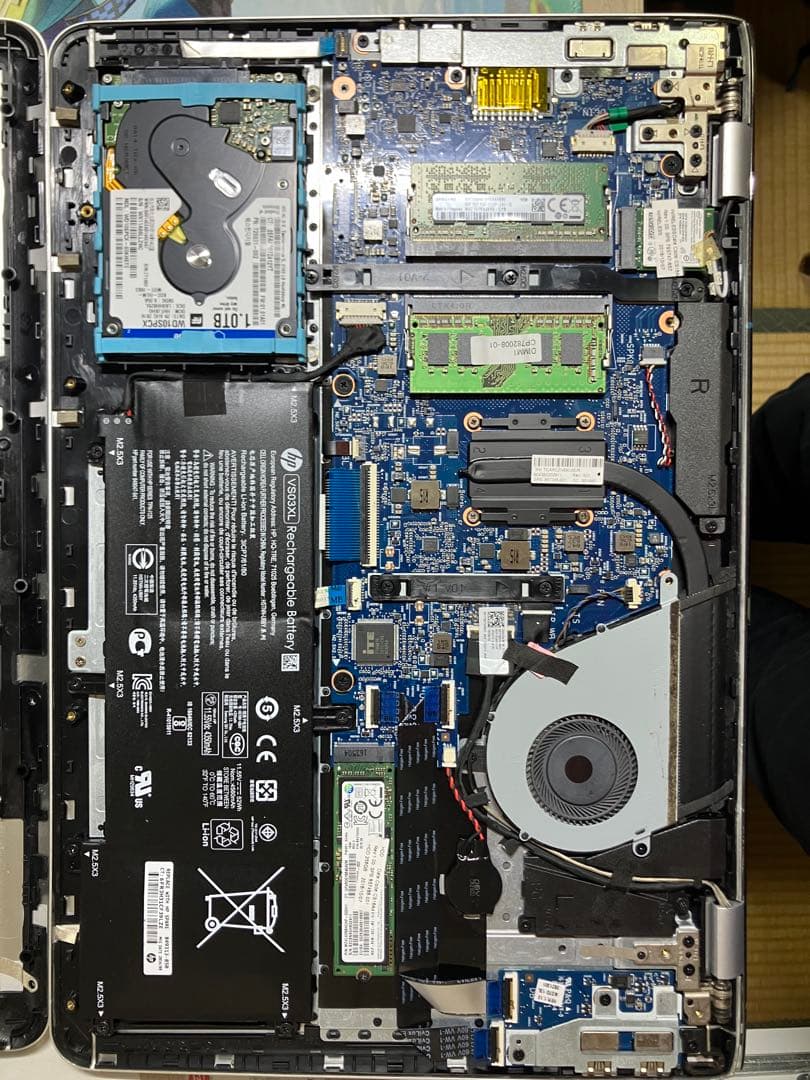 ノートPC　hp 15-as102TU 16G 256G 1TB