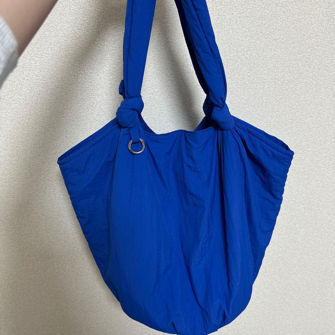 極美品！SALON adam et rope パフナイロントートバッグ　ブルー