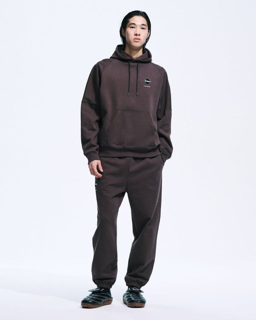 【即完売✨】F.C.レアルブリストル ビッグロゴ バギースウェットフーディ XL