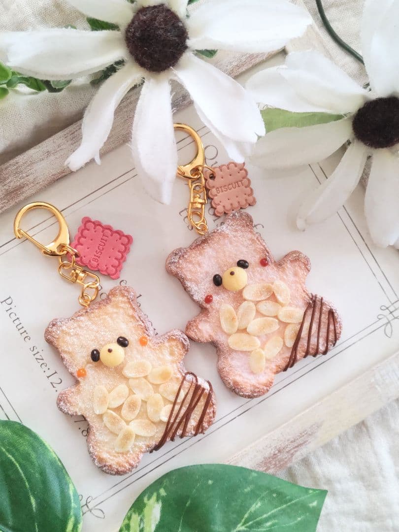 ♡ベアラスク♡ストロベリー　フェイクスイーツ　フェイクフード　チャーム　樹脂粘土