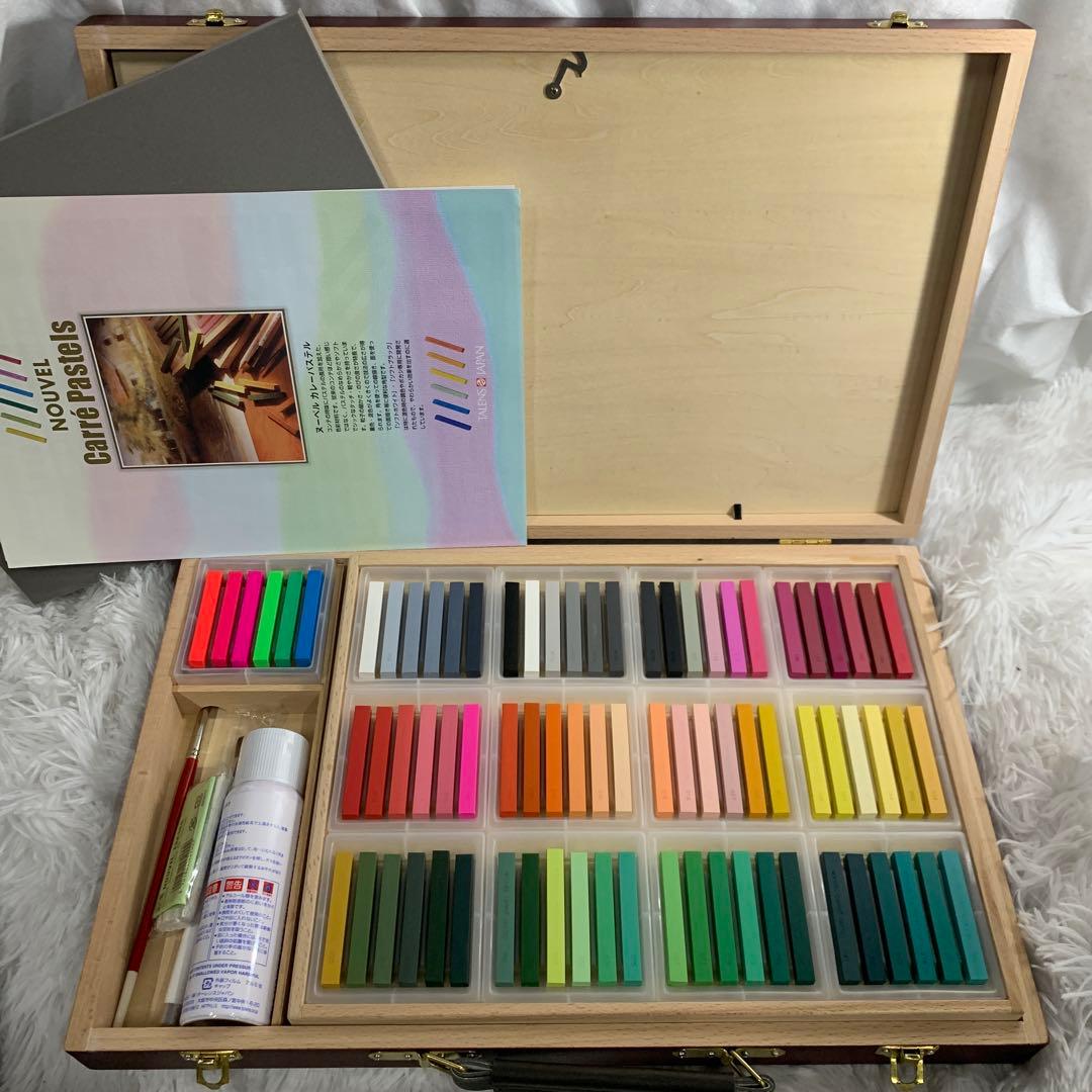 未使用♡ヌーベルカレーパステル　150色セット　木箱入り