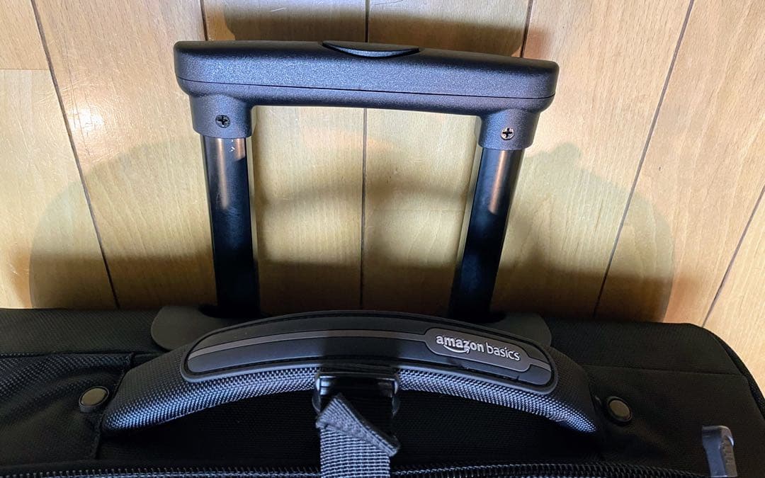 最終値下新品アマゾンベーシックハンドルとキャスター付ボストンバッグダッフルバッグ