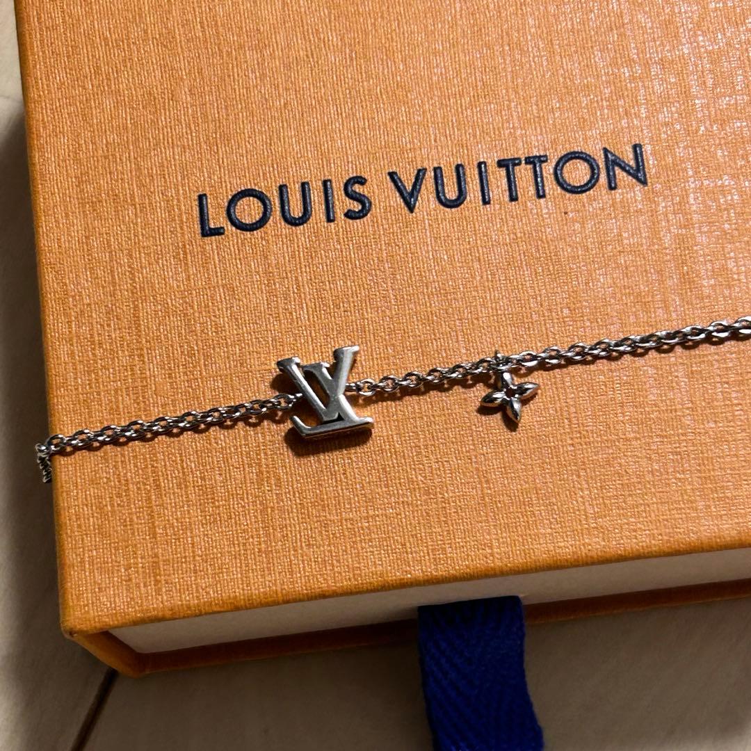 LOUIS VUITTON シルバー ブレスレット