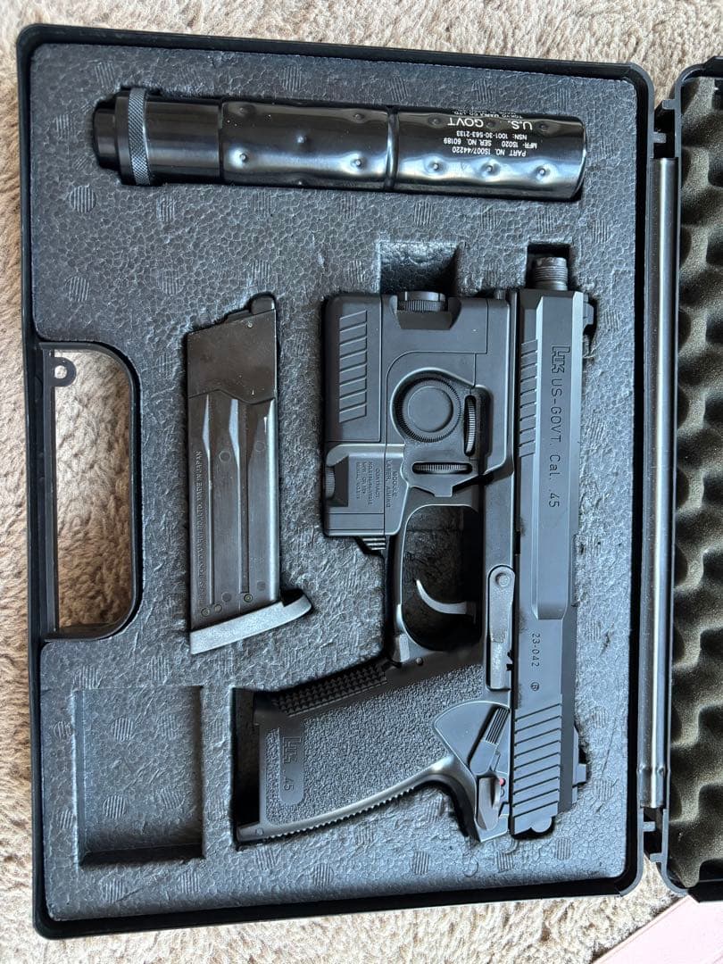 東京マルイ mk23 発射可能ハンドガン サイレンサー付き