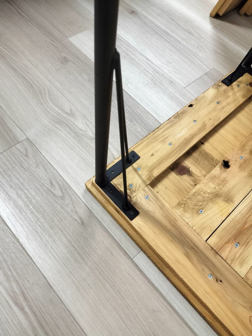 ダイニングテーブル　新生活テーブル　アンティーク風　カウンターテーブル　正方形