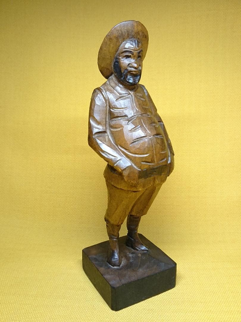 人形　木彫り　彫像　ヨーロッパ　置物　インテリア　工芸品　美術品　A1709