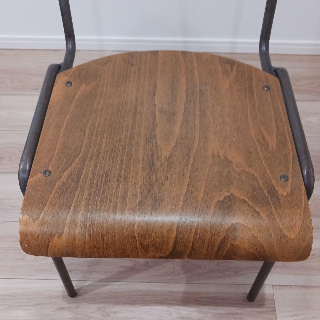 アデペシュ ソコフ ダイニングチェア