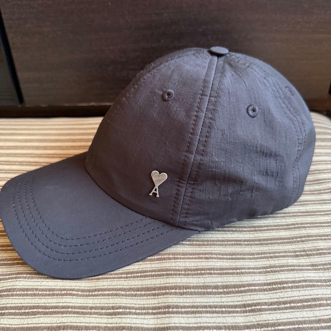 Ami paris キャップ ブラック