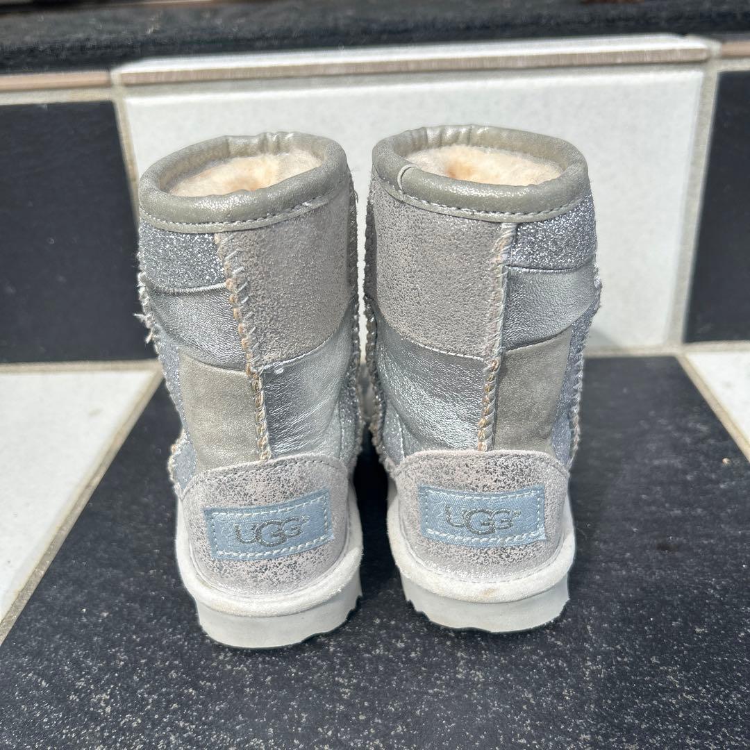 UGG シルバー ブーツ 15cm