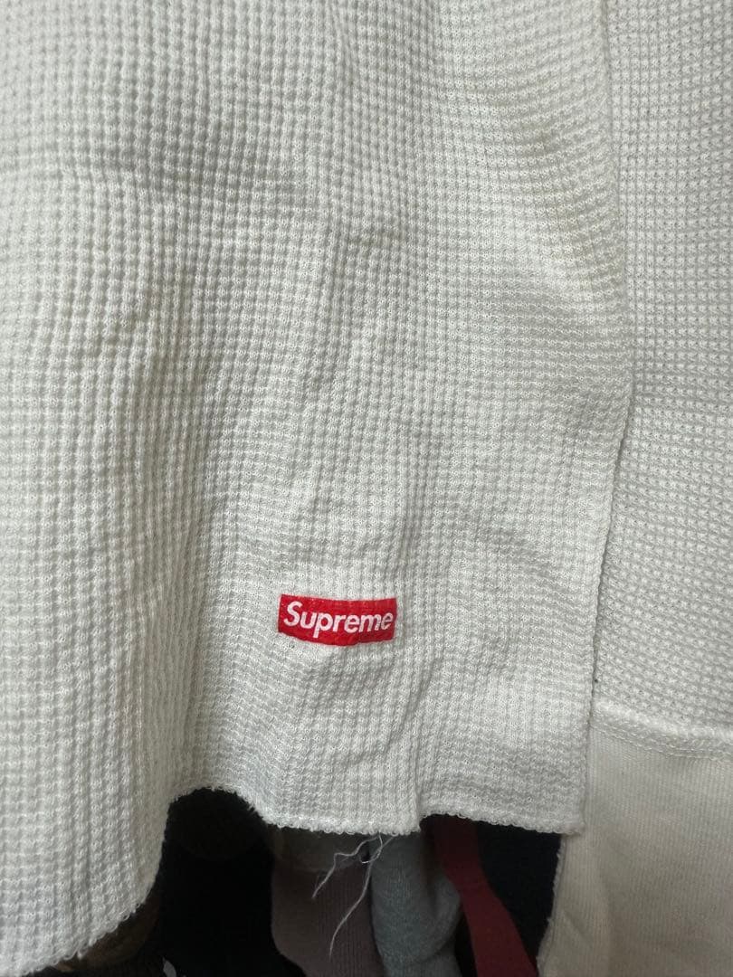 Supreme骨サーマル　Hanes Mサイズ