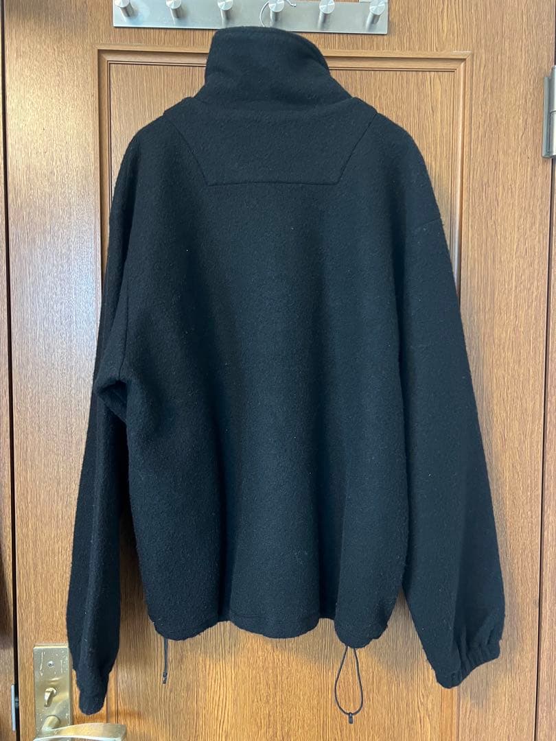 yoke ハーフジップ