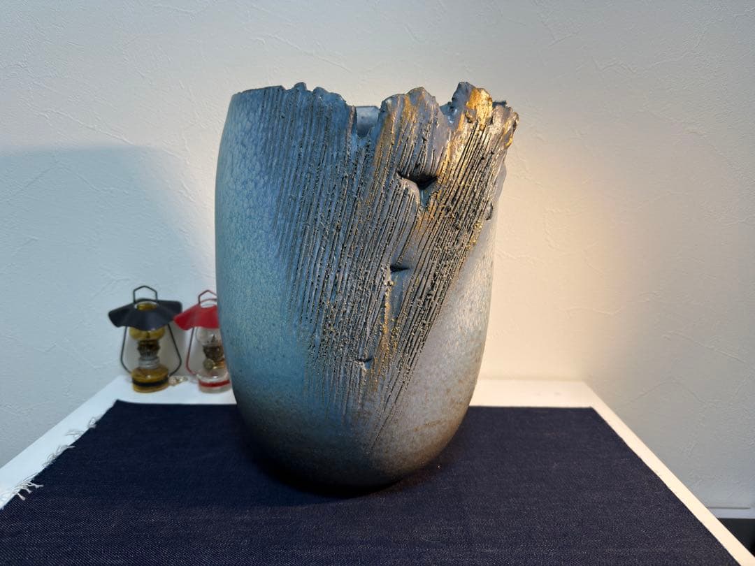 信楽焼 花瓶 花入れ 金彩変形 陶器 壺 オブジェ モダン フラワーベース