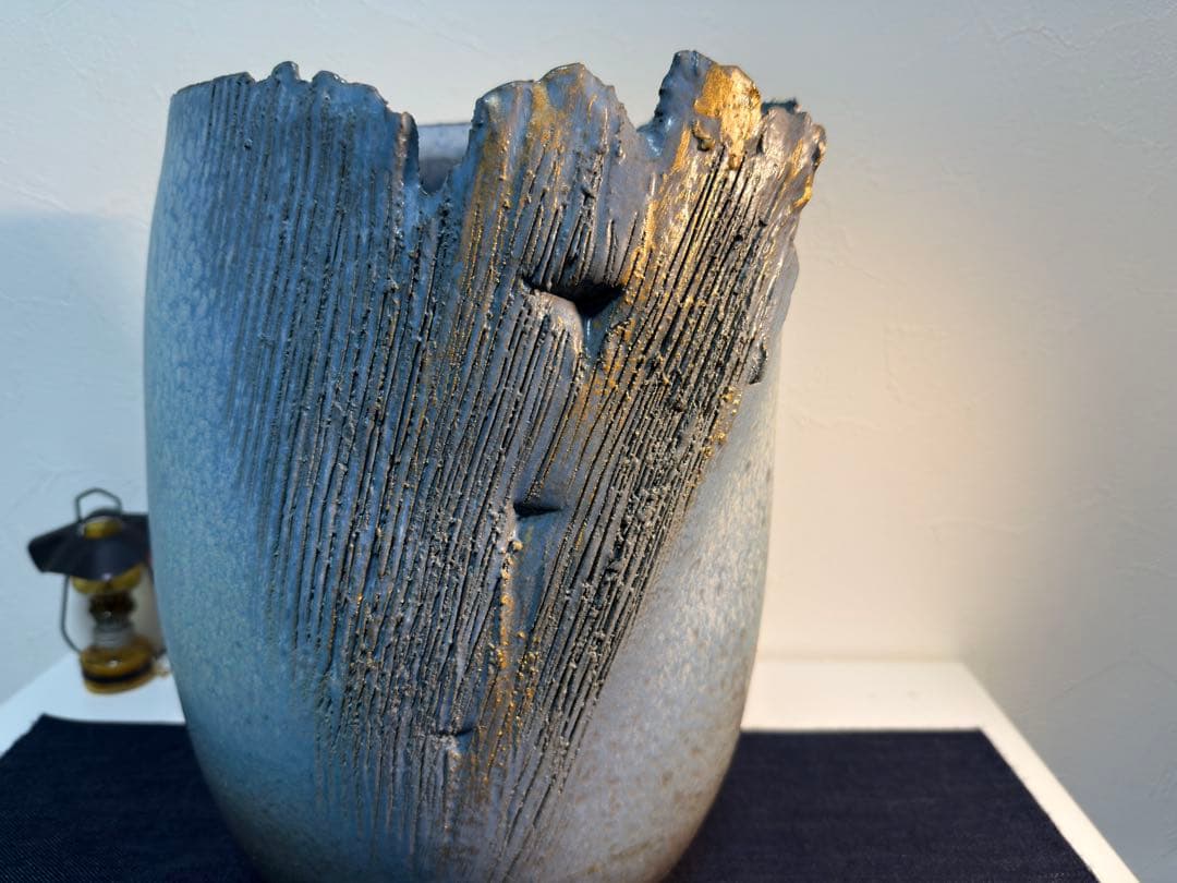 信楽焼 花瓶 花入れ 金彩変形 陶器 壺 オブジェ モダン フラワーベース