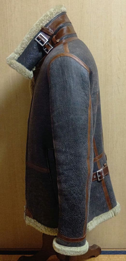 sixe　ムートンジャケット