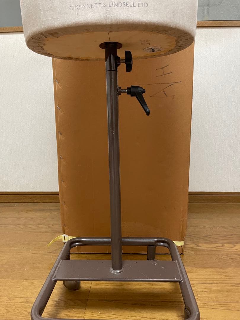 メンズトルソー イギリス製ケネット&リンドセル KENNTT& LINDSELL