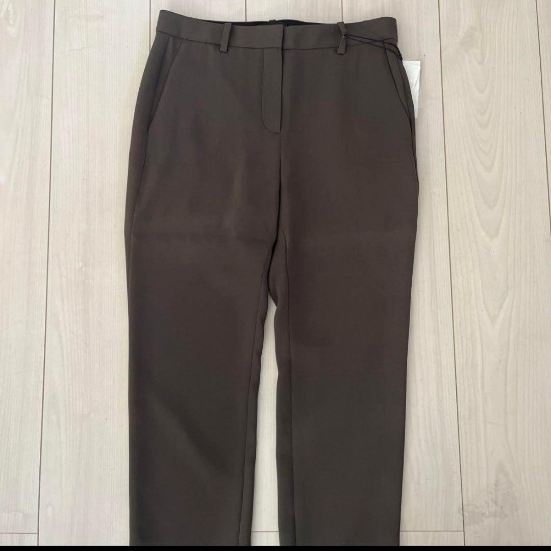 Theory ノーカラー　スーツ　カーキ