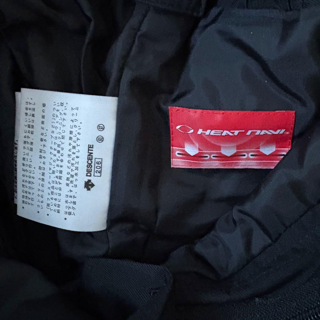 美品☆DESCENTE デサント スキーウェア　上下セット　11号　ブラック　黒