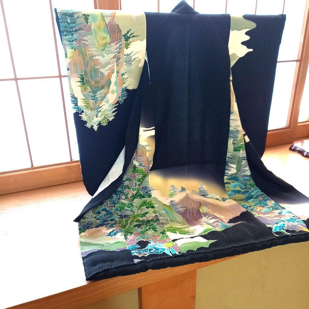 ドール　市松人形18号　正絹　着物　黒留袖　加賀友禅　大きな子　ビスク　床飾り