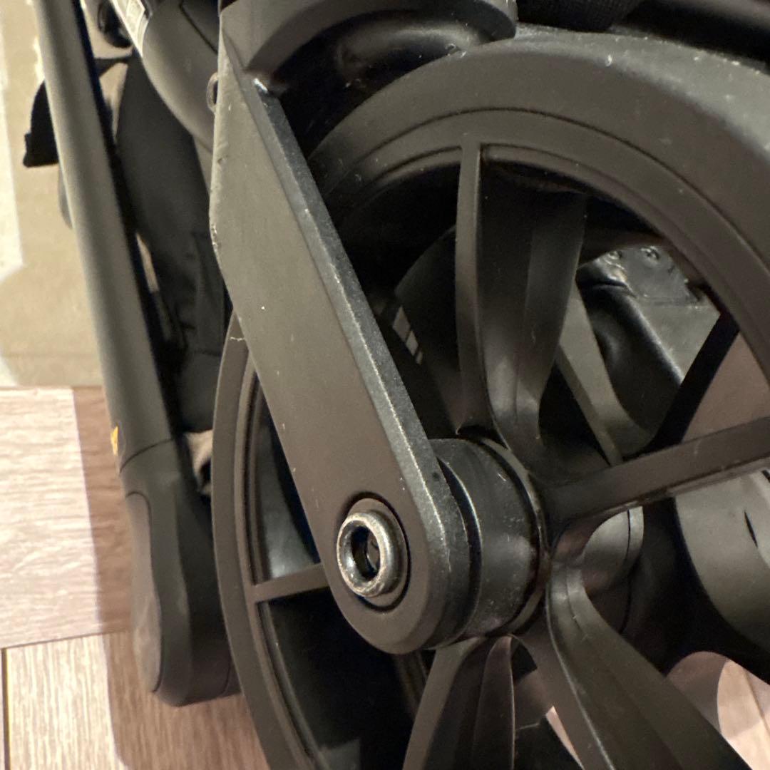 【コンビ】auto N second オートエヌセカンド グレージュ