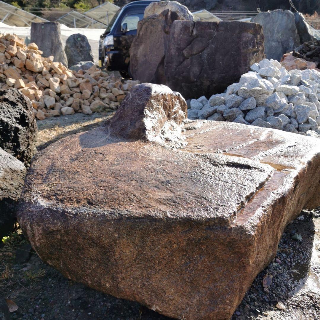 美濃石　段石　1.1トン　庭石　石　鑑賞石　庭　ガーデニング　置物　オブジェ
