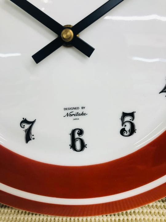 ノリタケ　壁掛け＆置き時計　レッド