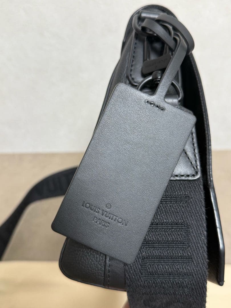 極美✨ルイヴィトン M57080 テイクオフメッセンジャー アエログラムブラック
