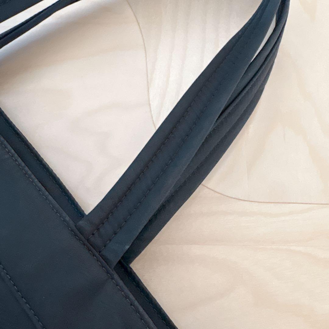 Anya Hindmarch アニヤハインドマーチ マルチポケットトート