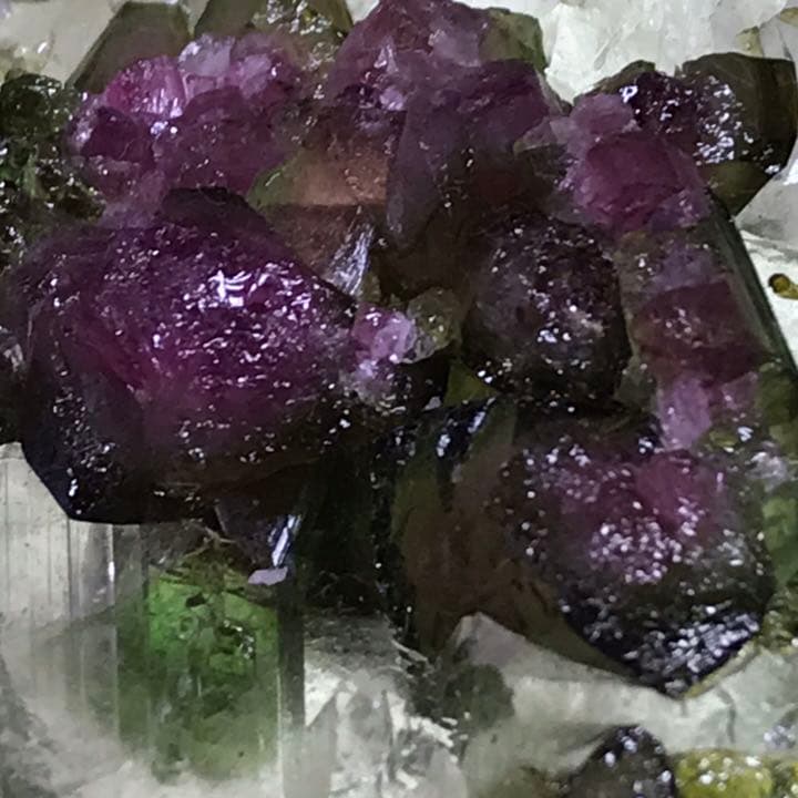 ウォーターメロントルマリン 水晶原石