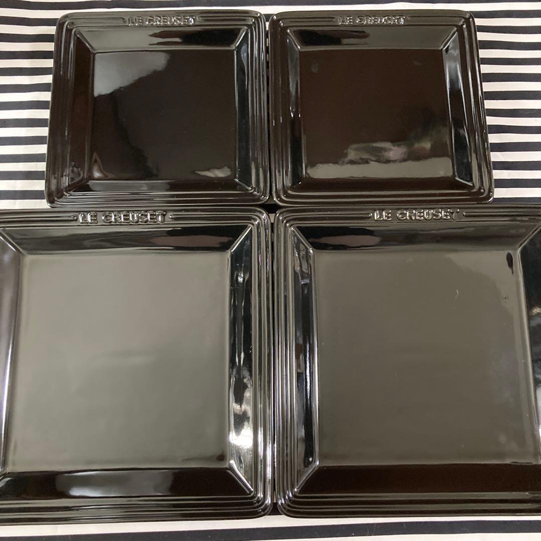 ル・クルーゼ　オリエンタル スクエアプレート　シャイニーブラック　Ｌ　M