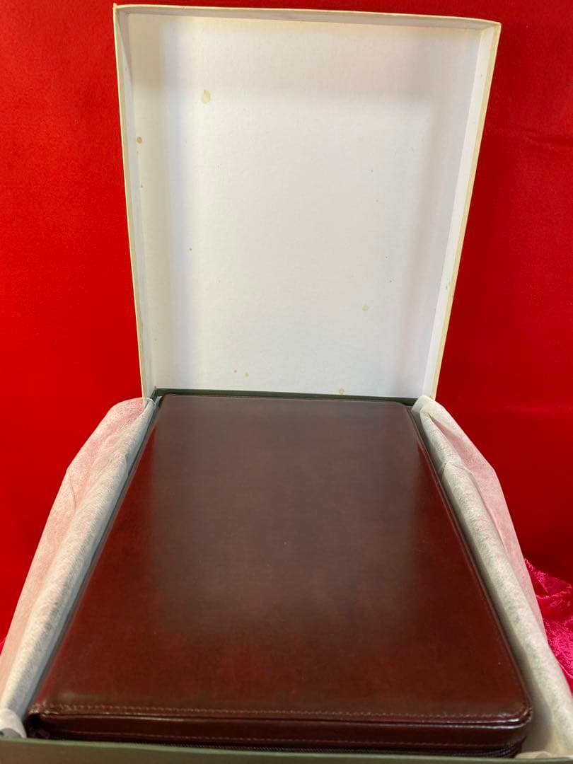 ツアィトベクター立て３６㎝横２６㎝　本物、皮。