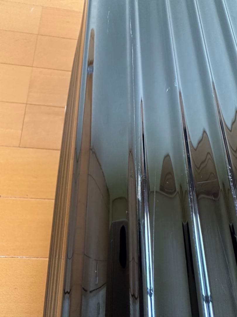 リモワ サルサ デラックス 60Lタイプ 4輪 黒