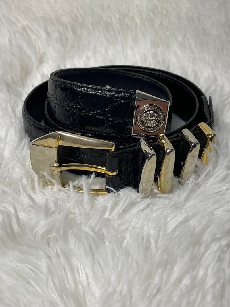 希少　GIANNI VERSACE 本革 メデューサ金具 ベルト 黒 イタリア製