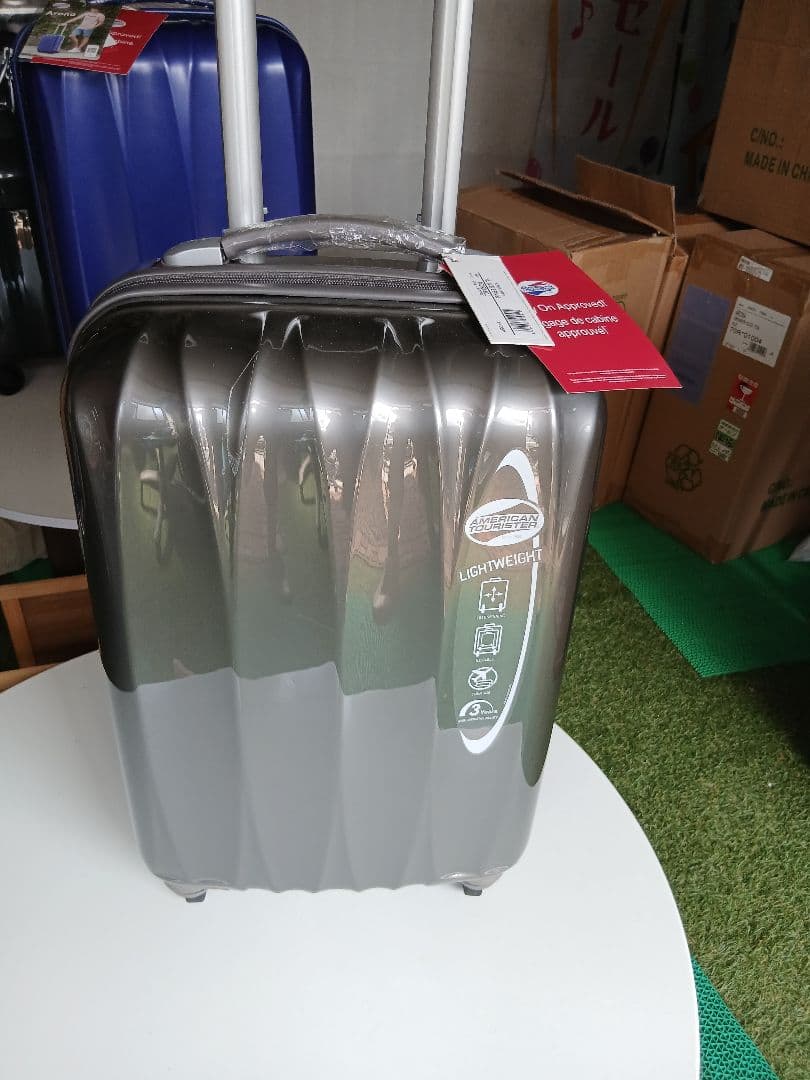 アメリカンツーリスター キャリーケース ハードコレクション アローナライト 軽量