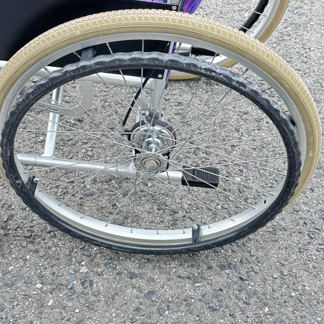 USDE　カワムラ　折りたたみ自走式兼介護車椅子　介助　　背折れ　パンクレス