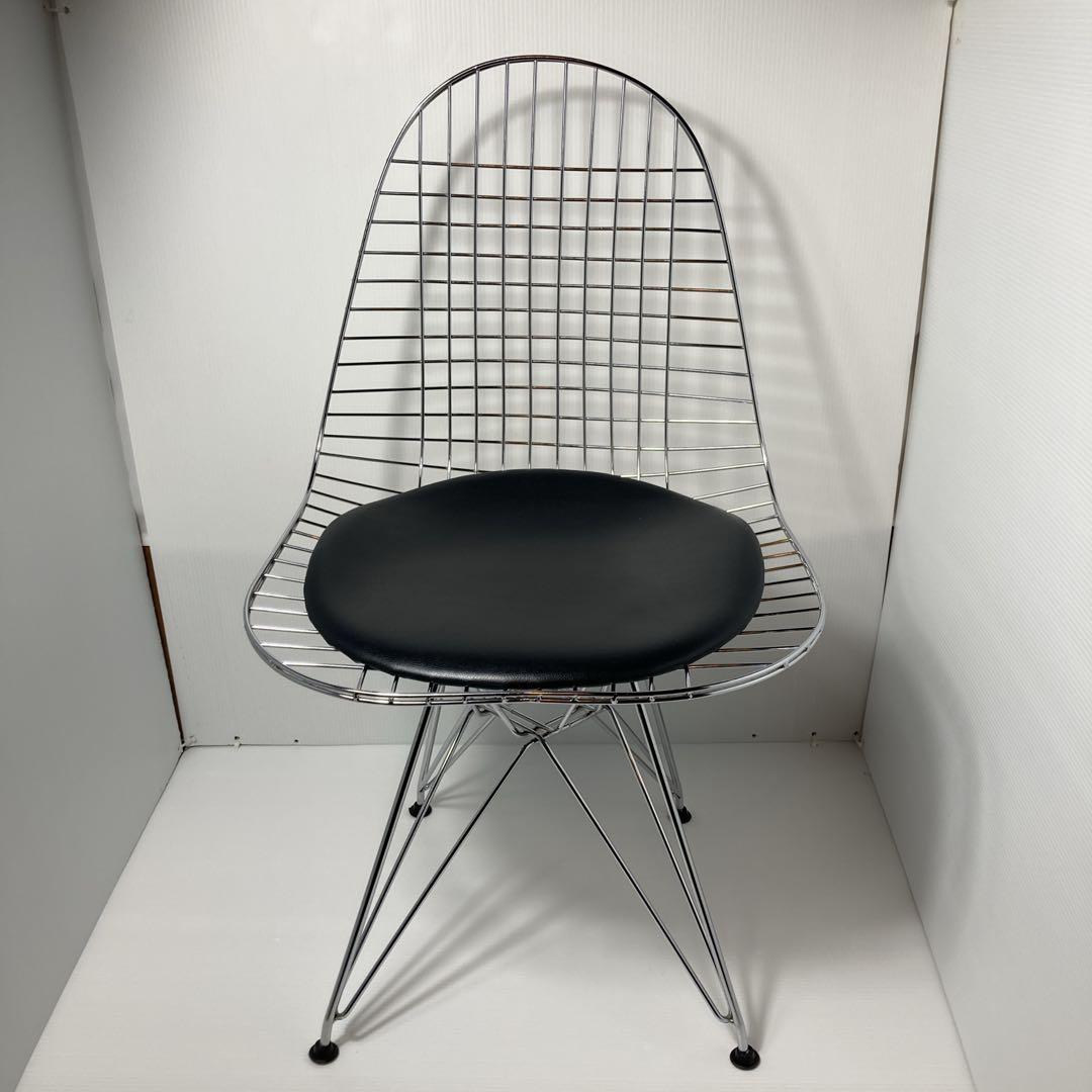 イームズ　ワイヤーチェア　リプロダクト　ミッドセンチュリー　ダイニングチェア
