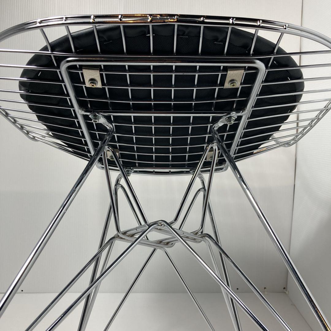 イームズ　ワイヤーチェア　リプロダクト　ミッドセンチュリー　ダイニングチェア