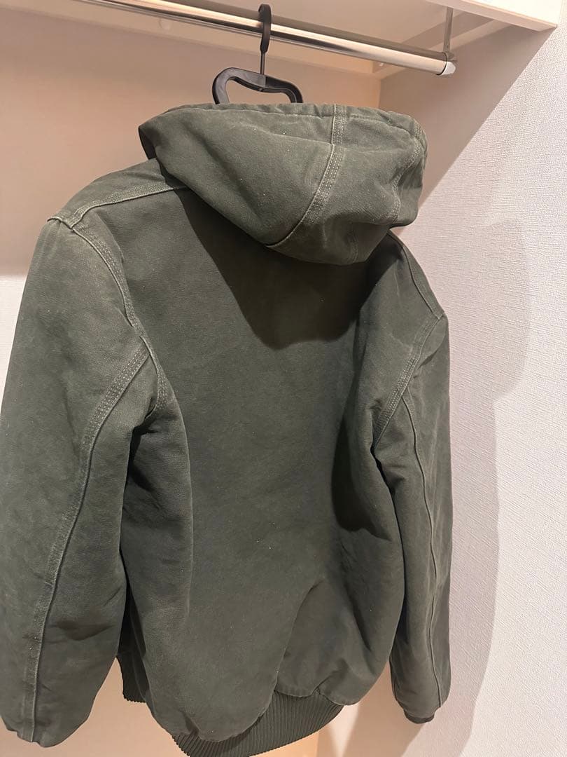 m*d様 【送料無料】カーハート　Carhart ダウンジャケット　Sサイズ