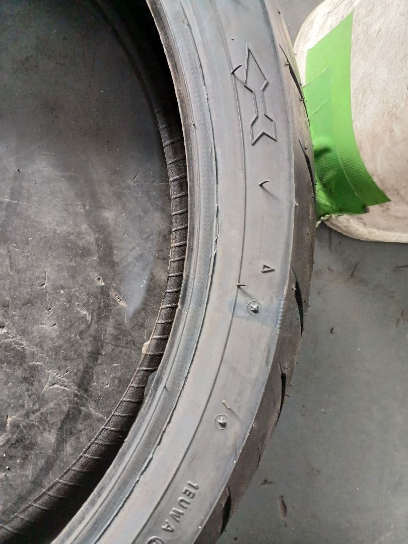 パーツ DUNLOP GPR300 110/70ZR17 150/70ZR17